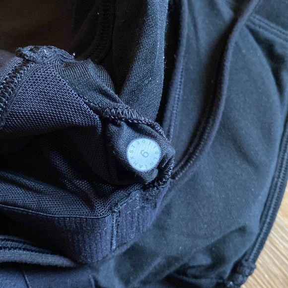 Lululemon Power Y Tank - Picture 6 of 6